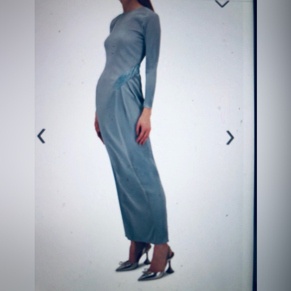 Giorgio Armani Light Blue Long Sleeve Maxi Dress. Size 36 - Picture 14 of 14